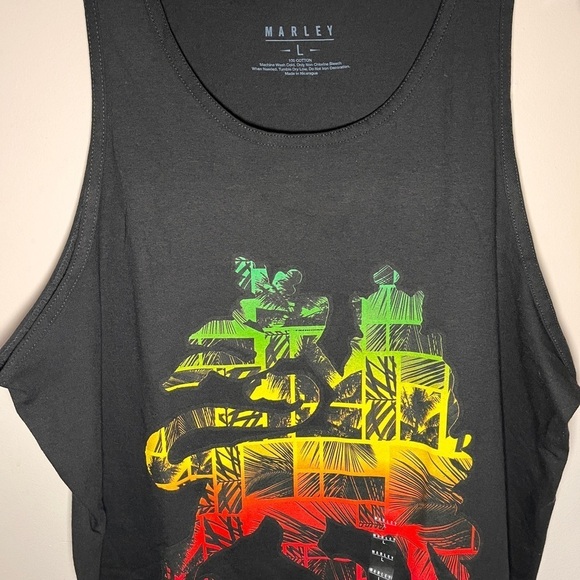 Men's Bob Marley Classic Rasta Lion Sleeveless Scoop Neck Wide  Strap  L… - Picture 3 of 4